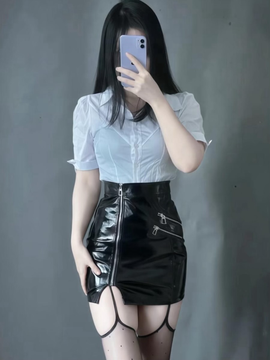 铁铁岛遇写真集:43P高清图+3V视频合集