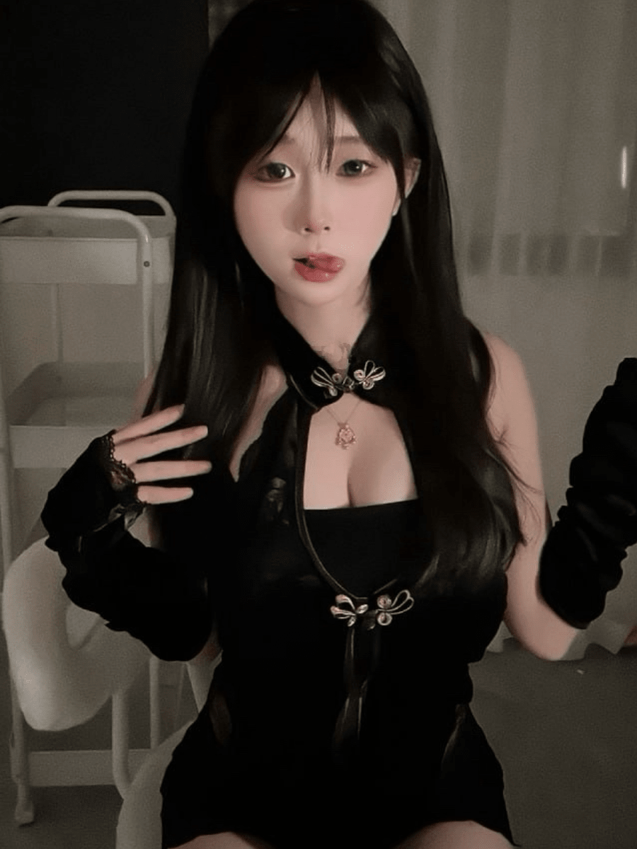 抖音洛洛酱紫小洛酱紫微密圈合集更新【297P 89V】