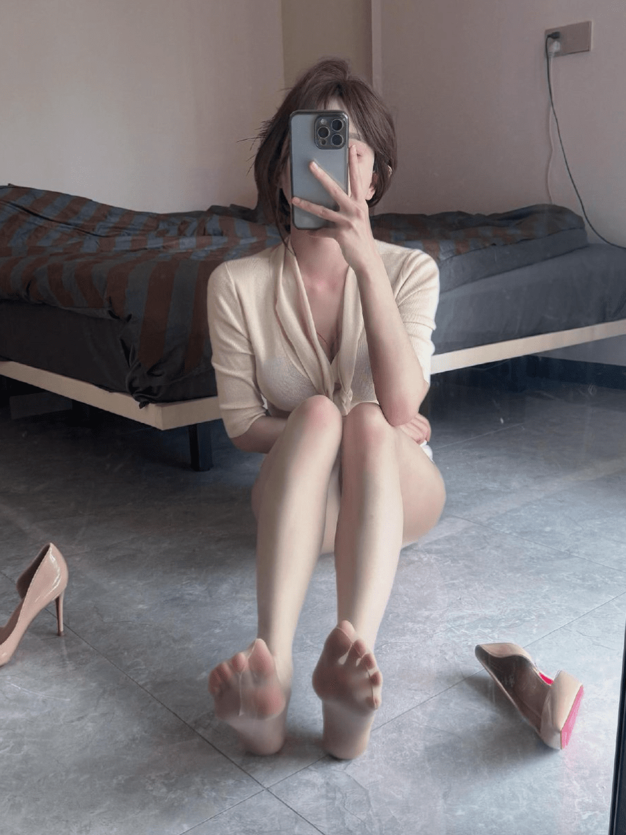 张雅智抖音铁粉空间写真合集 66图6视频