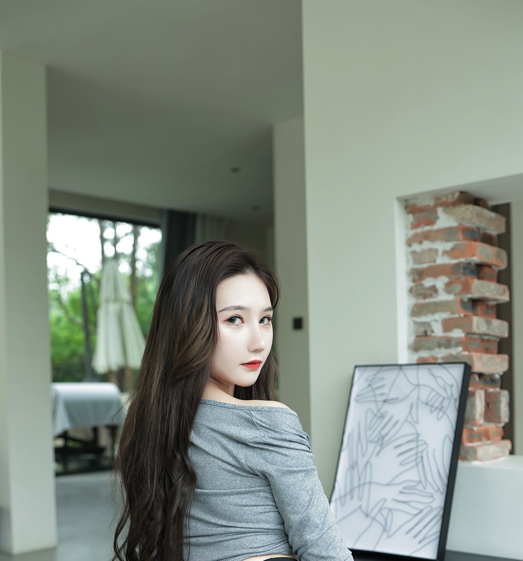 古月小同学13套美女写真图集698P打包下载6.2GB