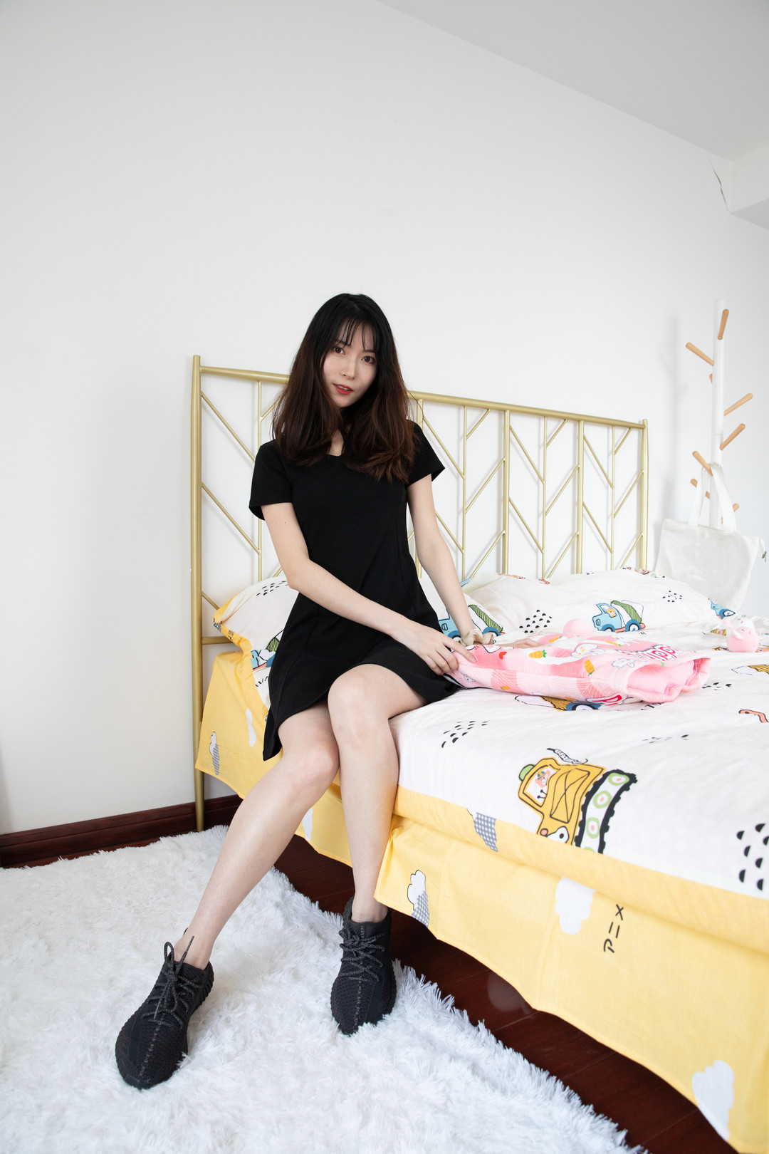 物恋传媒艺术写真合集401-500期100套420GB打包下载