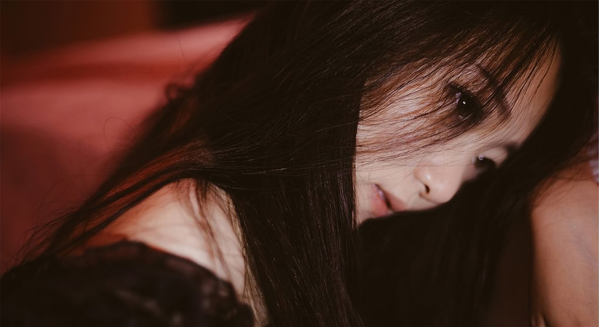 秦美女280P写真合集1.8GB打包下载