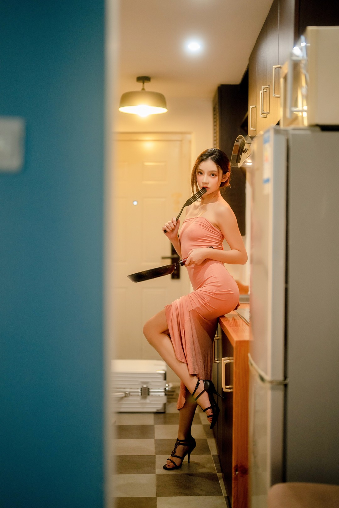 加朵内部私购无水印写真套图1套 550MB